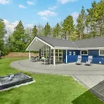 Hybenvangen Denm * Oksbøl